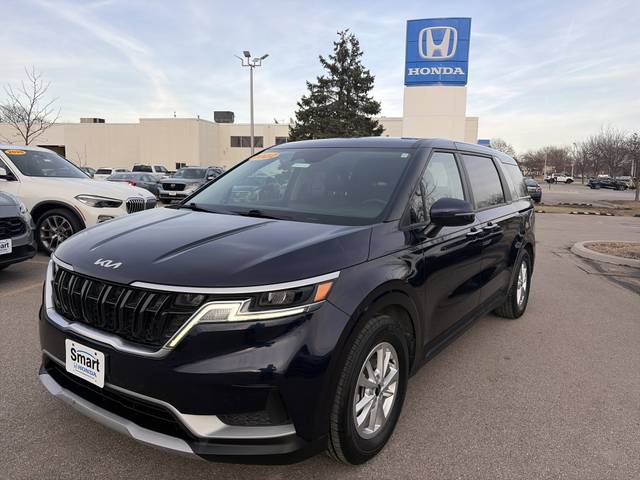 2022 Kia Carnival LXS FWD photo