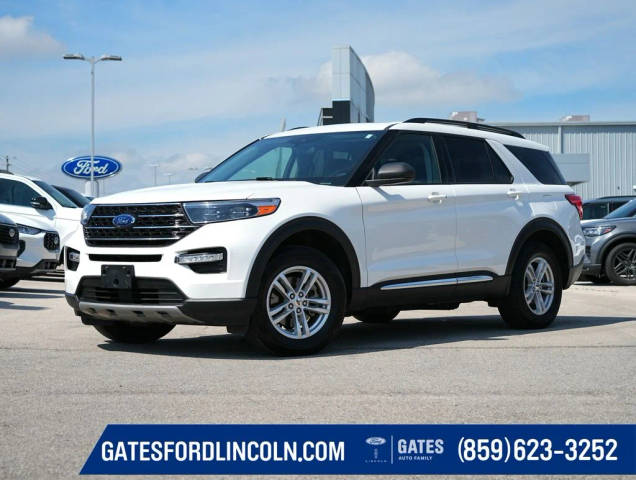 2022 Ford Explorer XLT 4WD photo