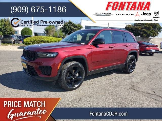 2023 Jeep Grand Cherokee Altitude RWD photo