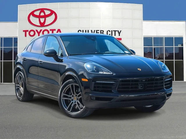 2021 Porsche Cayenne Coupe  AWD photo