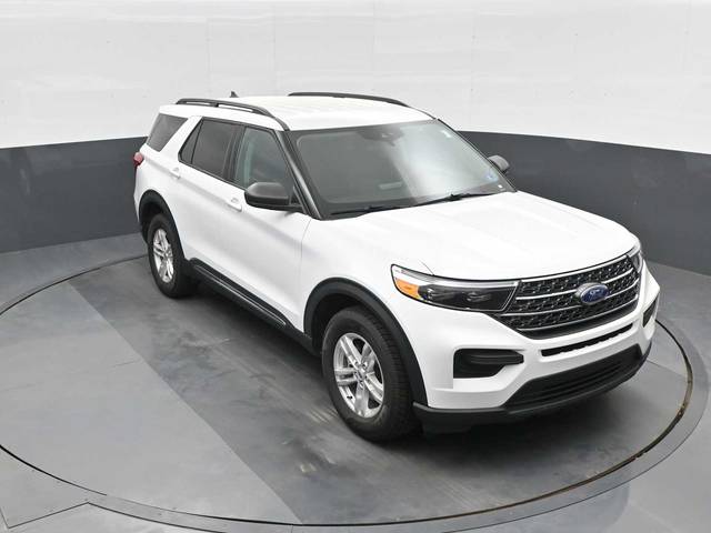 2023 Ford Explorer XLT 4WD photo