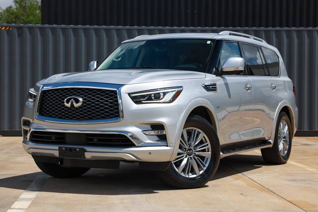2020 Infiniti QX80 LUXE 4WD photo