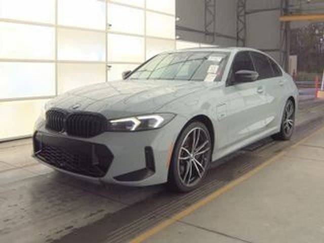 2023 BMW 3 Series 330e xDrive AWD photo