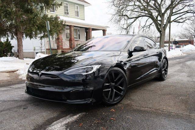 2022 Tesla Model S  AWD photo
