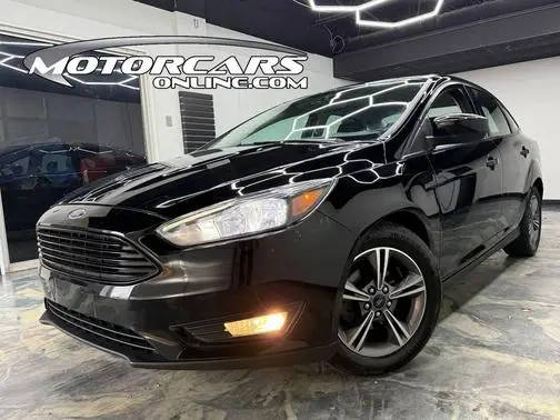 2018 Ford Focus SE FWD photo