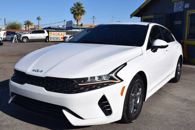 2022 Kia K5 LXS FWD photo