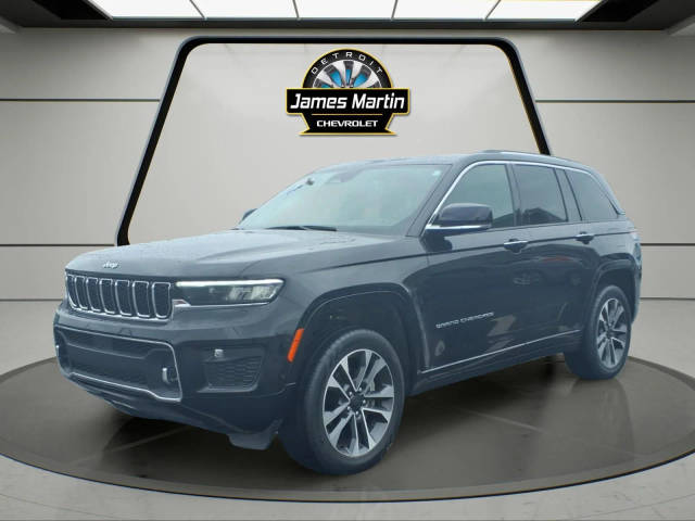 2023 Jeep Grand Cherokee Overland 4WD photo