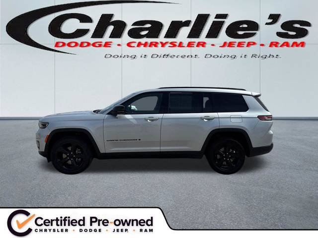 2023 Jeep Grand Cherokee L Altitude 4WD photo