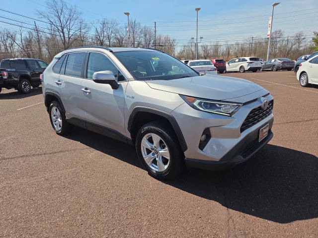 2021 Toyota RAV4 Hybrid XLE AWD photo