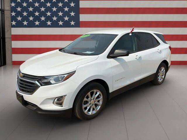 2020 Chevrolet Equinox LS FWD photo