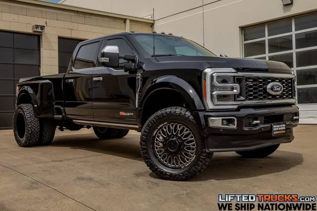 2023 Ford F-450 Super Duty XL 4WD photo