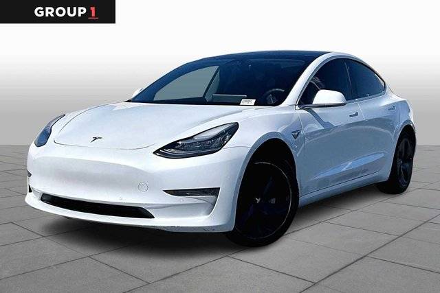 2020 Tesla Model 3 Standard Range Plus RWD photo