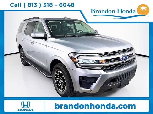 2023 Ford Expedition XLT 4WD photo