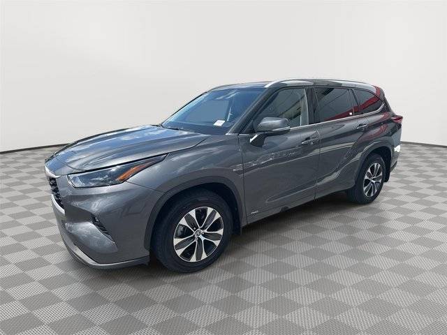 2022 Toyota Highlander Hybrid XLE AWD photo