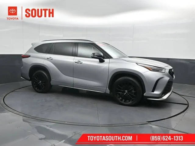 2023 Toyota Highlander XSE AWD photo