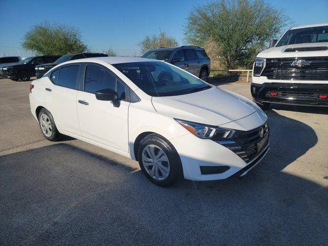2023 Nissan Versa S FWD photo