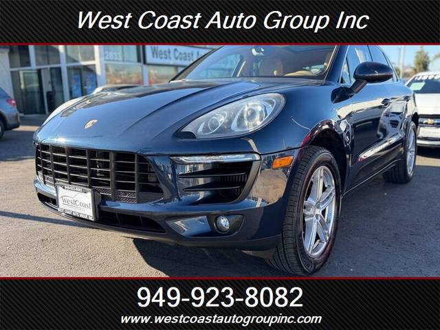 2016 Porsche Macan S AWD photo