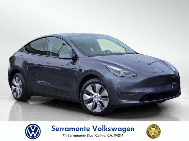 2023 Tesla Model Y AWD photo
