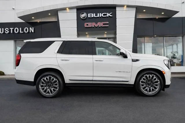 2023 GMC Yukon Denali Ultimate 4WD photo