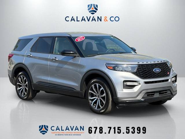 2022 Ford Explorer ST 4WD photo