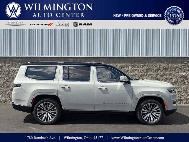 2022 Jeep Grand Wagoneer Series III 4WD photo