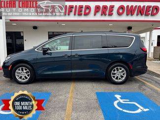 2022 Chrysler Pacifica Minivan Touring L FWD photo