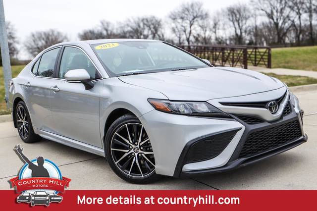 2023 Toyota Camry SE FWD photo