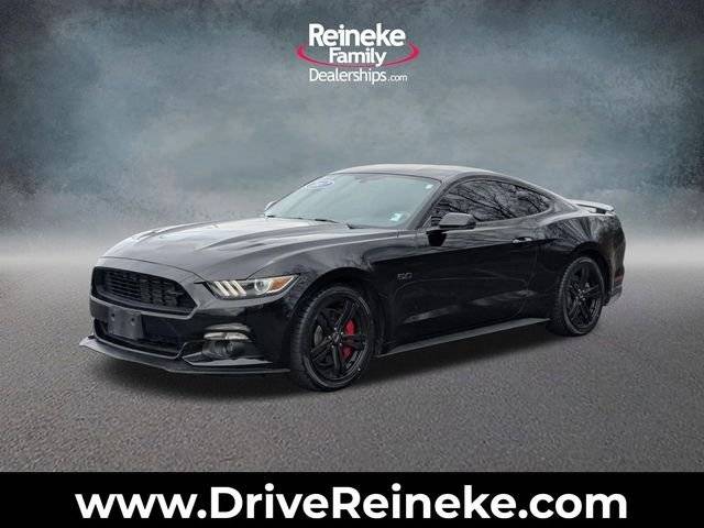 2017 Ford  GT Premium RWD photo