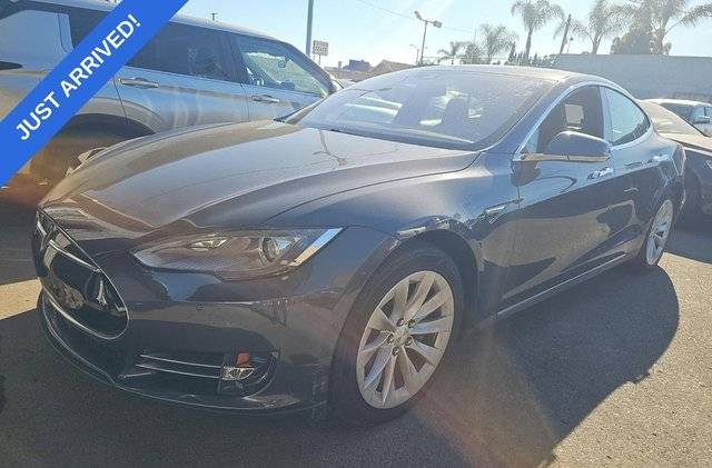 2016 Tesla Model S 70 RWD photo