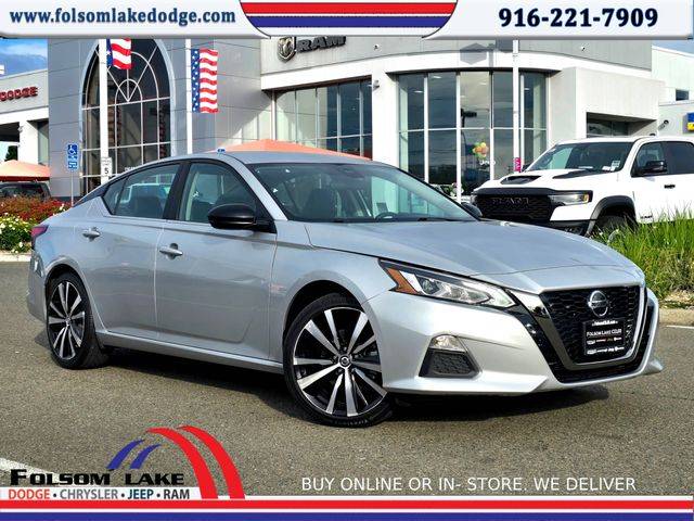 2021 Nissan Altima 2.5 SR FWD photo