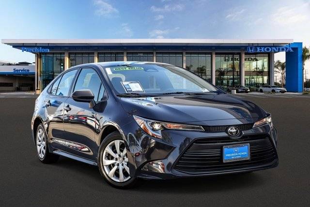 2023 Toyota Corolla LE FWD photo