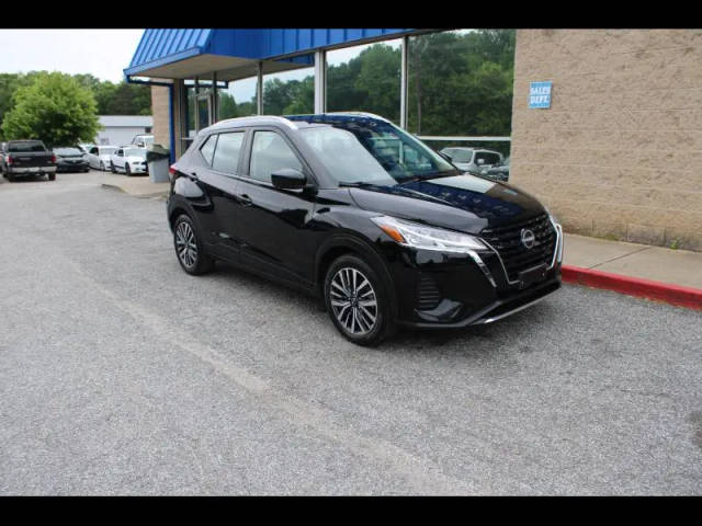 2022 Nissan Kicks SV FWD photo