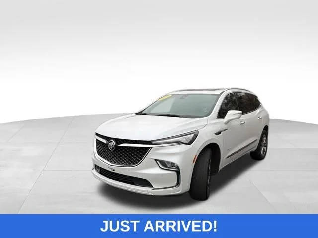 2022 Buick Enclave Avenir AWD photo