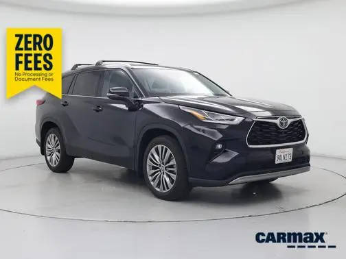 2022 Toyota Highlander Platinum FWD photo