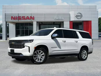 2023 Chevrolet Suburban Premier 4WD photo