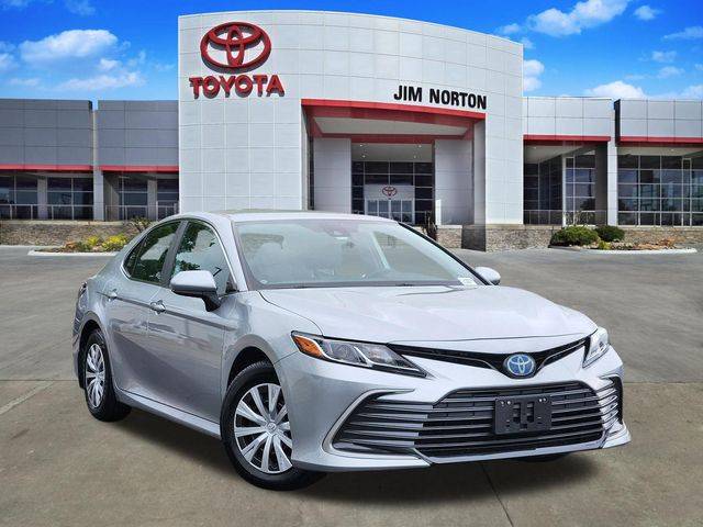 2023 Toyota Camry Hybrid LE FWD photo