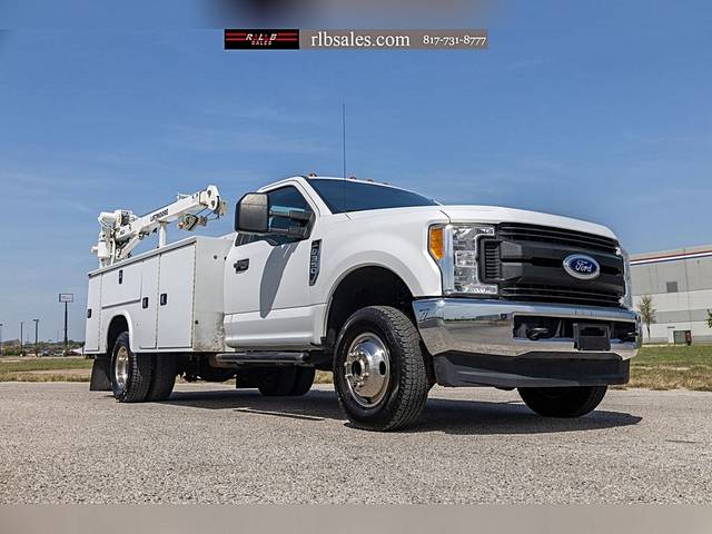 2017 Ford F-350 Super Duty  4WD photo