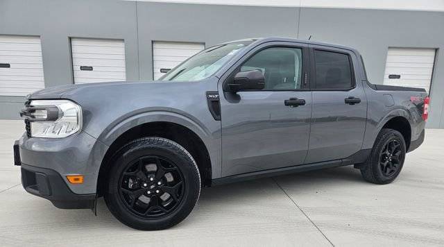2022 Ford Maverick XLT AWD photo
