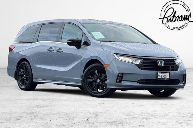 2023 Honda Odyssey Sport FWD photo