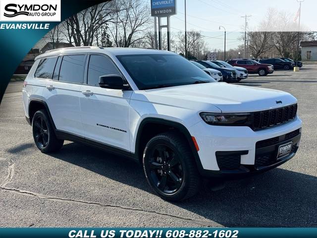 2022 Jeep Grand Cherokee L Altitude 4WD photo