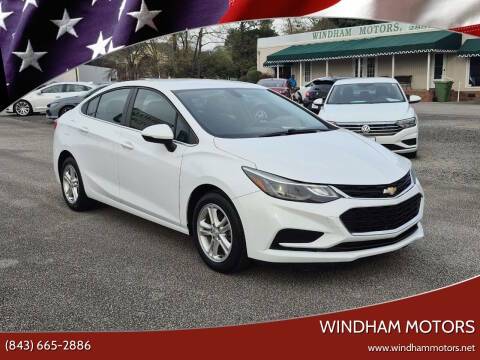 2017 Chevrolet Cruze LT FWD photo