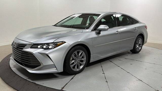 2019 Toyota Avalon XLE FWD photo