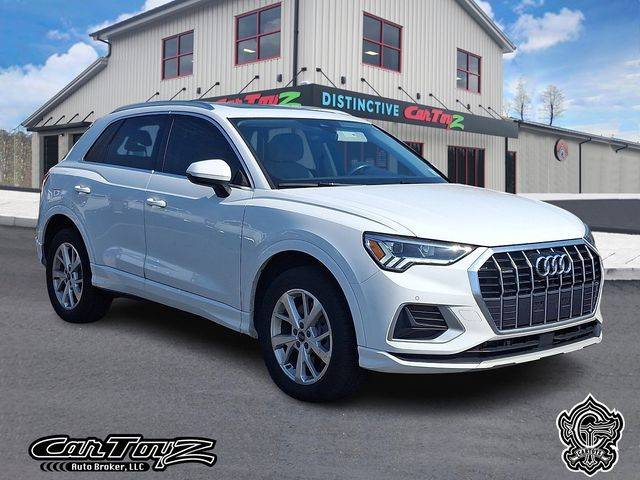 2023 Audi Q3 Premium AWD photo
