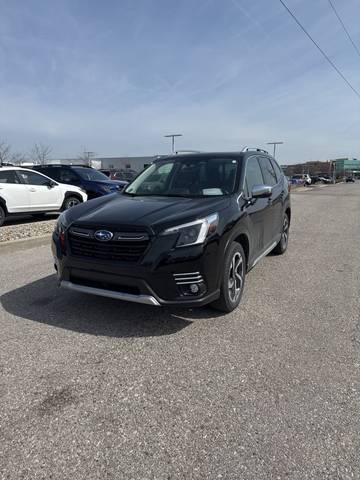 2023 Subaru Forester Touring AWD photo