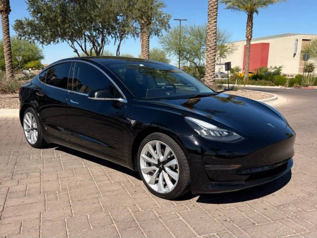 2018 Tesla Model 3 Mid Range Battery RWD photo