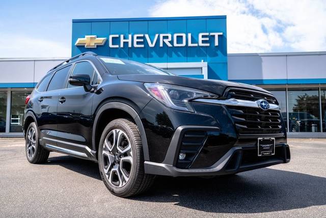 2023 Subaru Ascent Limited AWD photo