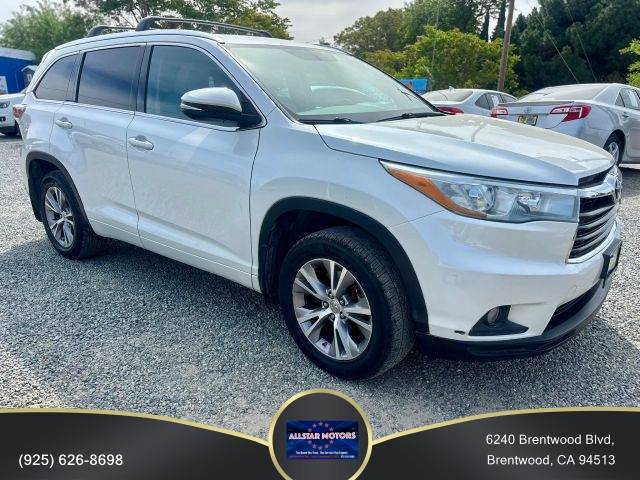 2015 Toyota Highlander XLE AWD photo