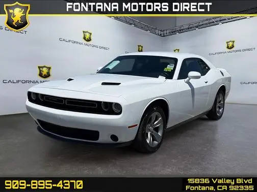 2020 Dodge Challenger SXT RWD photo