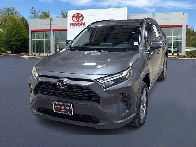 2022 Toyota RAV4 XLE AWD photo