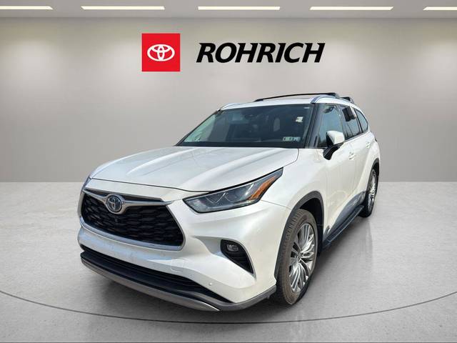 2023 Toyota Highlander Hybrid Platinum AWD photo